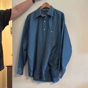 Tommy Hilfiger Blue Dress Shirt with Pointed Collar